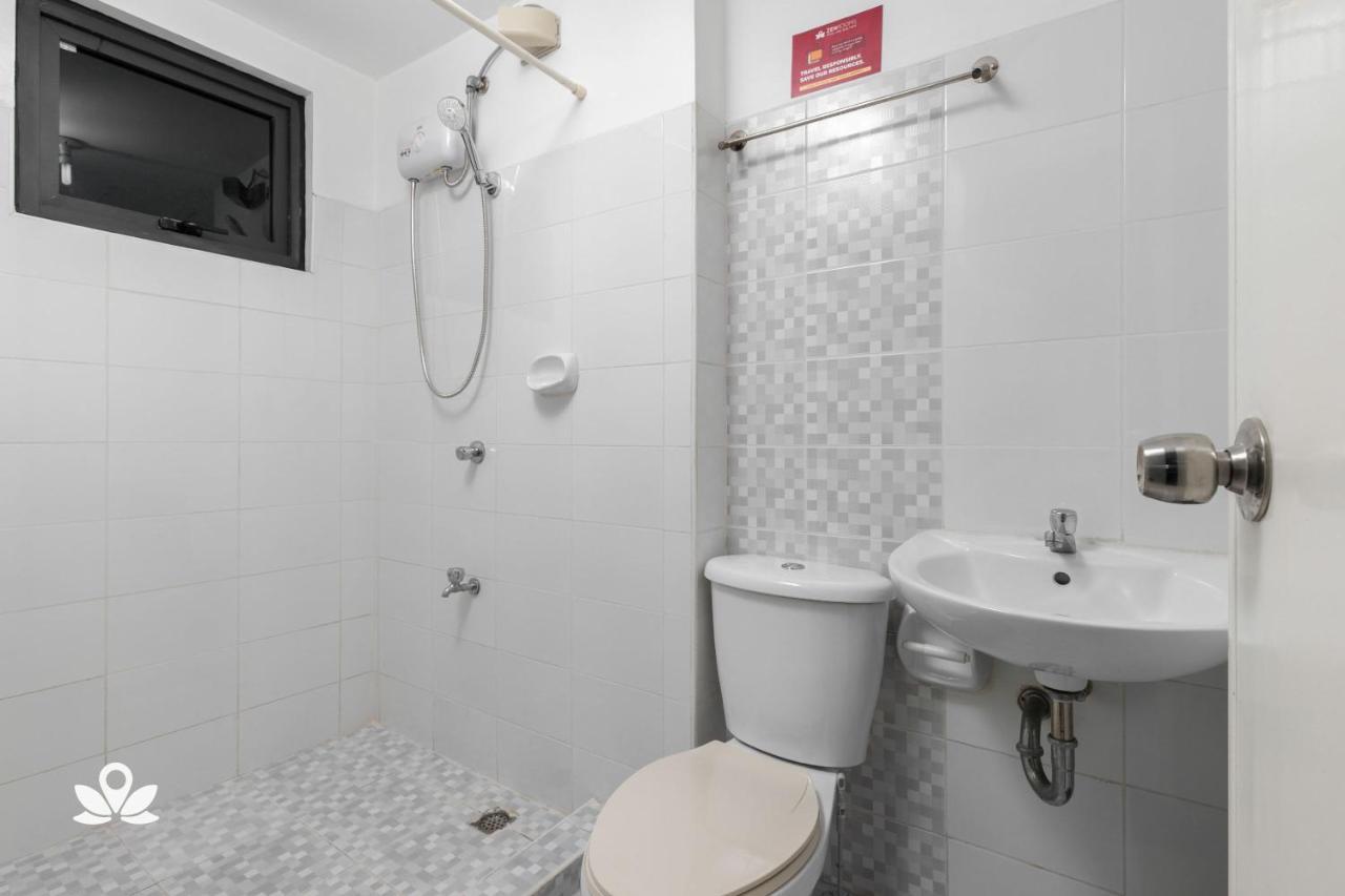 Zen Rooms Adb Avenue Ortigas Pasig City Esterno foto